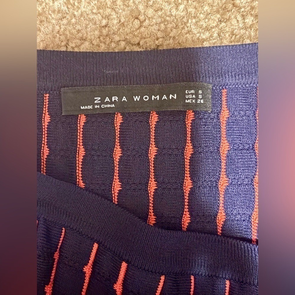 Zara Woman Red/Orange and Navy Texture Knit Maxi Skirt - Picture 6 of 9